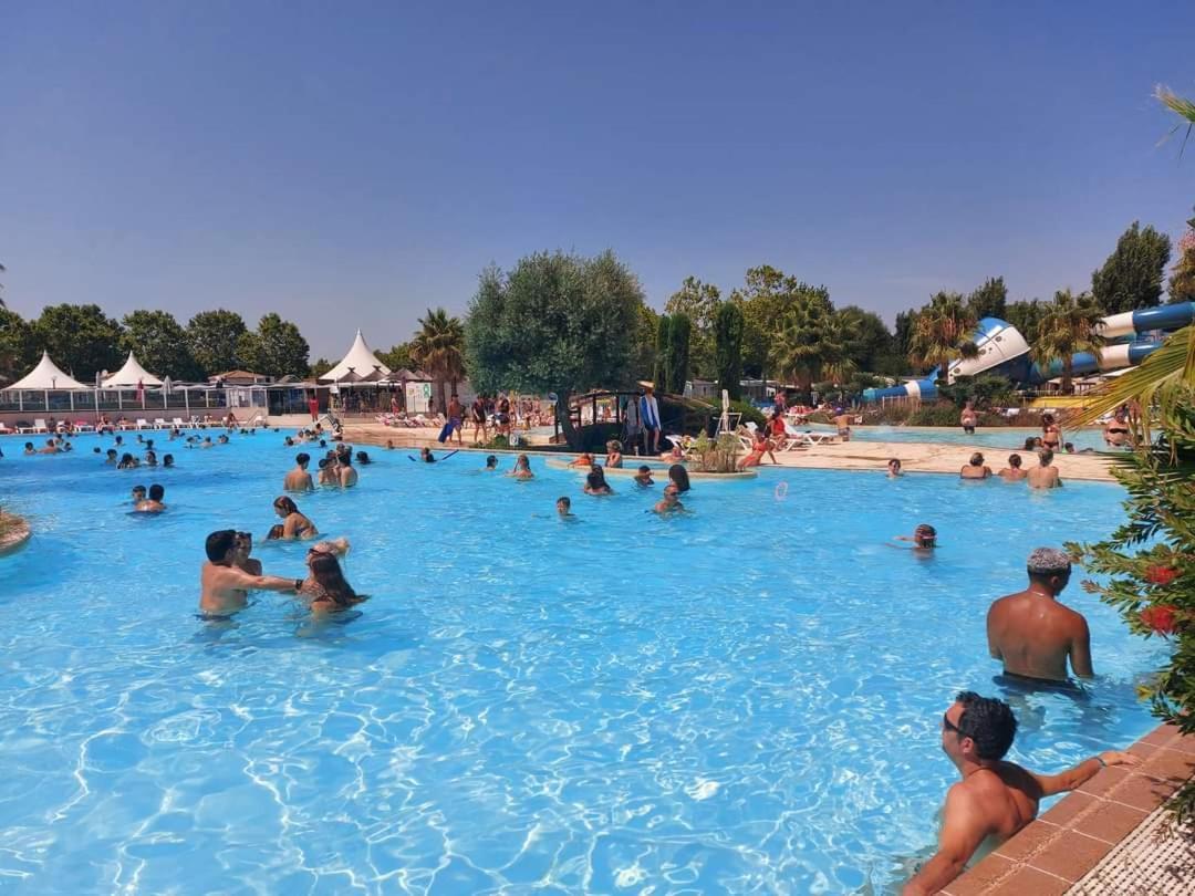 Mobilhome La Carabasse **** Vias Dış mekan fotoğraf